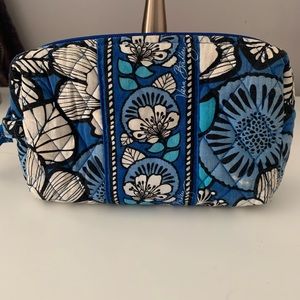 Vera Bradley cosmetics bag